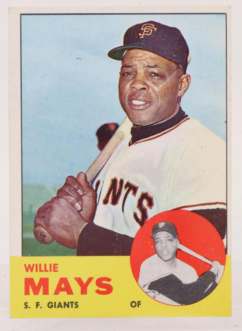 1959 Topps Willie Mays Baseball Card (1 of 2)