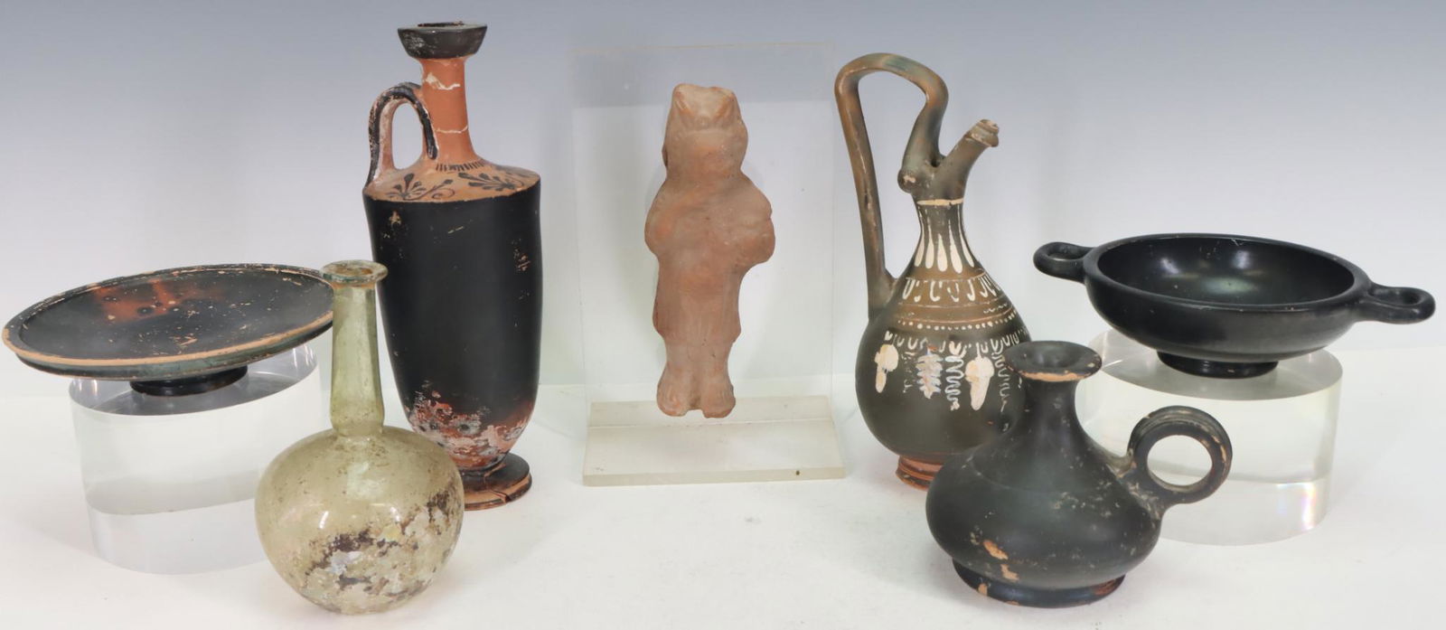 Ancient Greek and Roman Pottery and Glass (1 of 20)