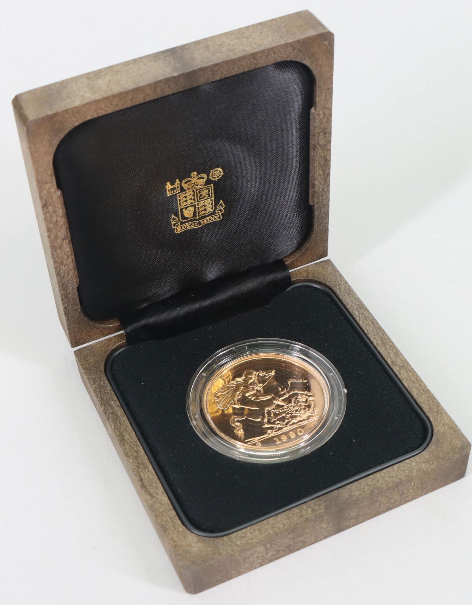 1990 5 Pound British Gold Sovereign (1 of 5)
