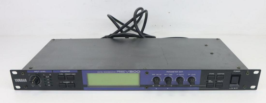 Yamaha REV500 Digital Reverberator (1 of 9)