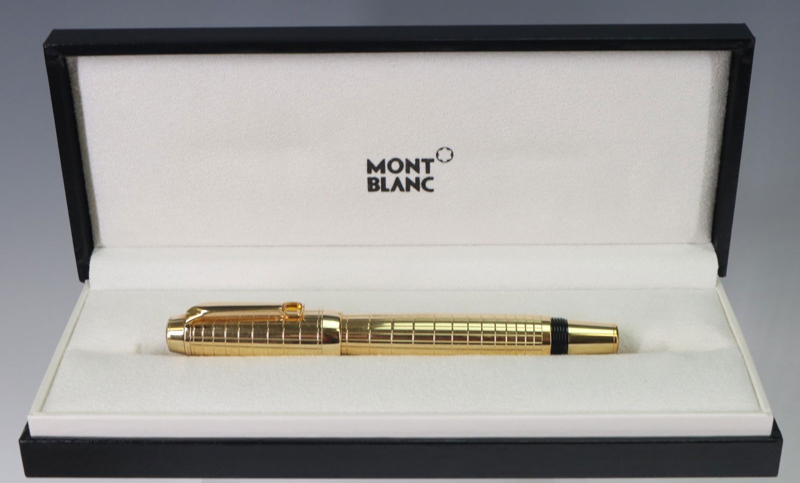Montblanc Ballpoint Pen (1 of 14)