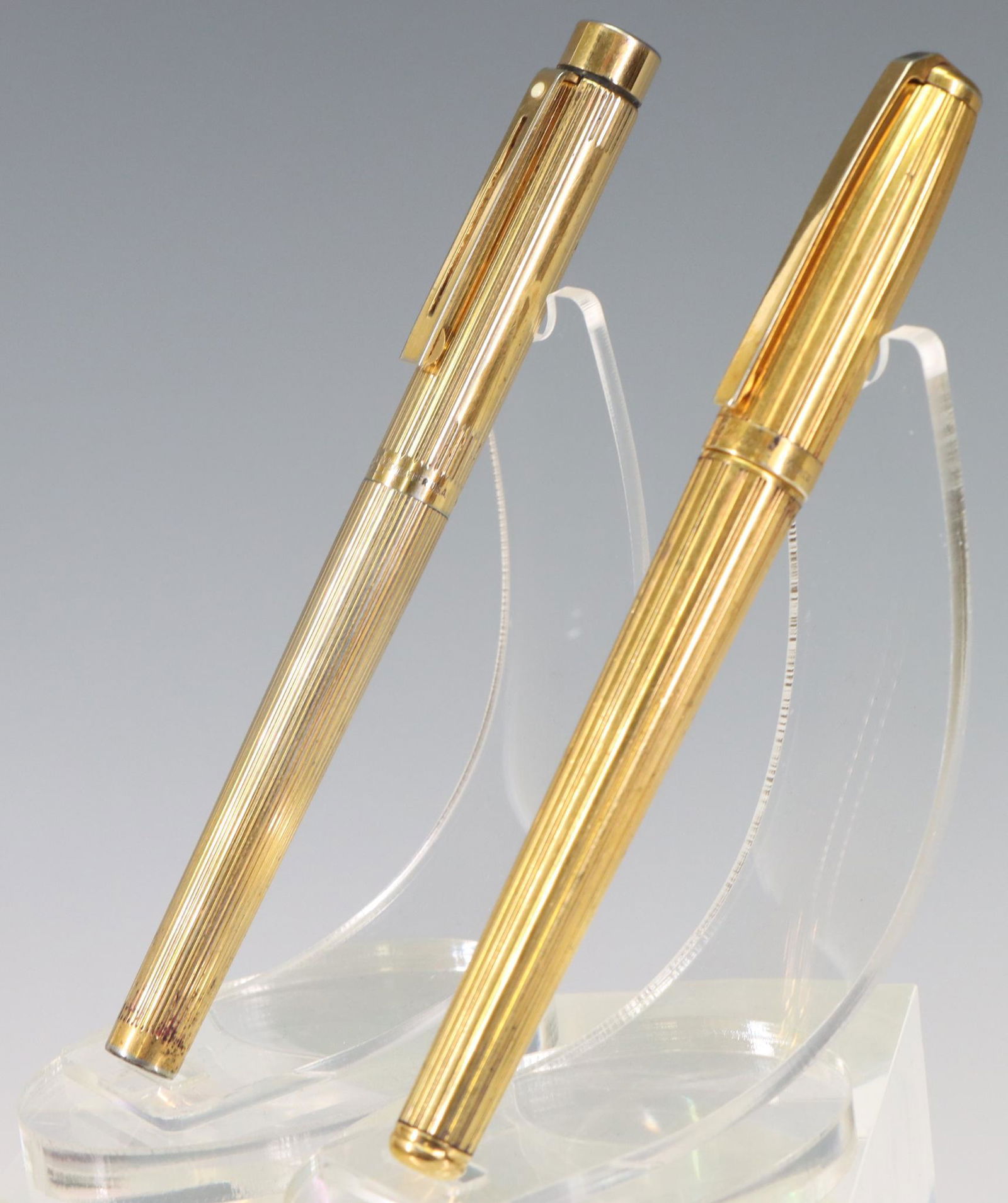 S.T. Dupont & Sheaffer Fountain Pens, 18k Nibs (1 of 17)