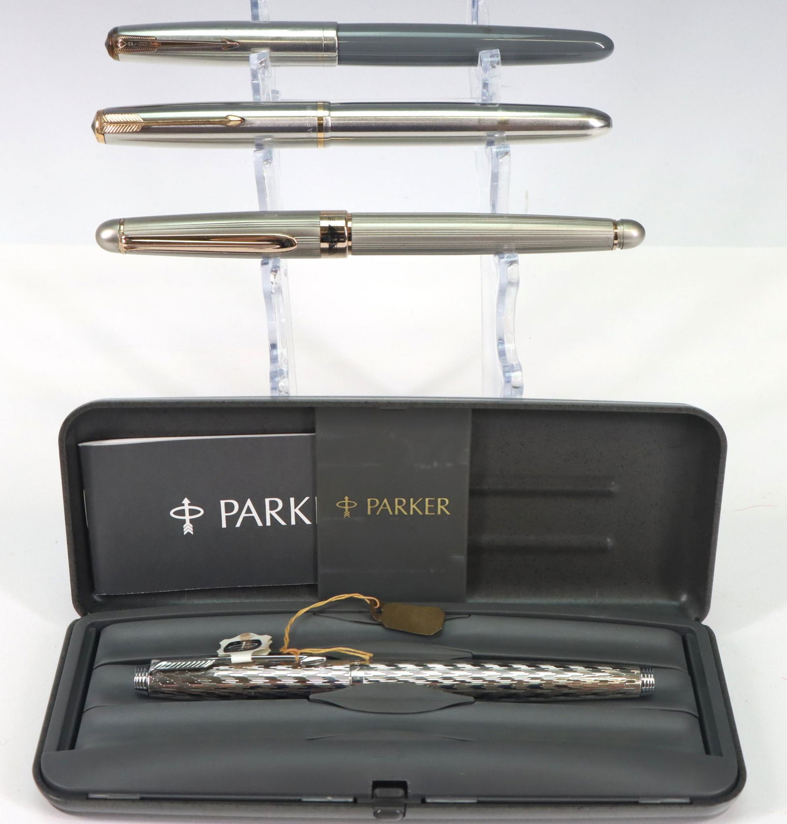 Parker & Retro 1951 Fountain Pens, 14k Nib (1 of 20)