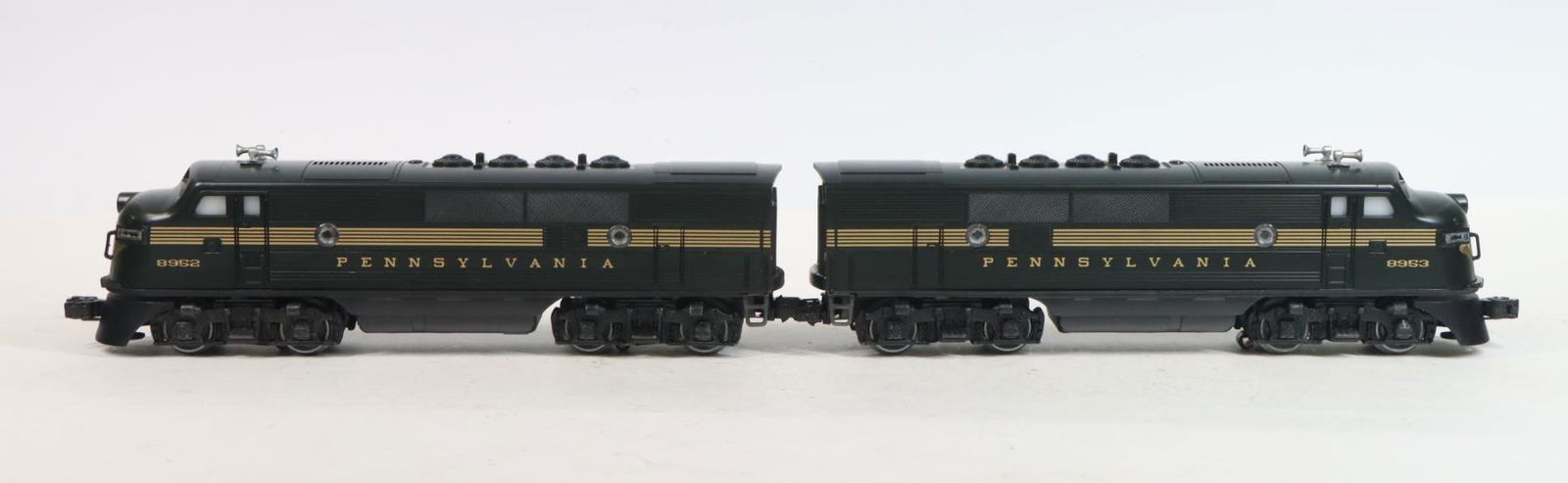 Lionel Diesel Engine Set (1 of 17)