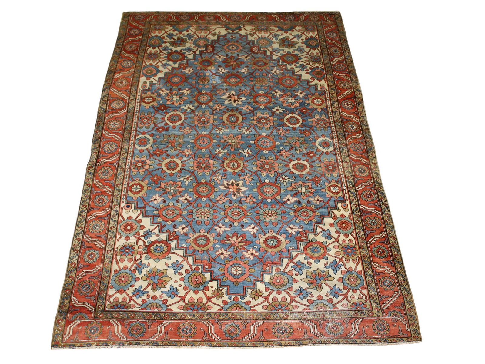 Serapi Large Room Size Carpet (1 of 14)