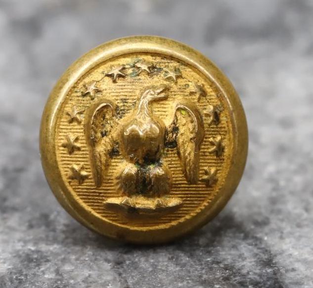 Confederate Staff Officers Kepi Button (1 of 2)