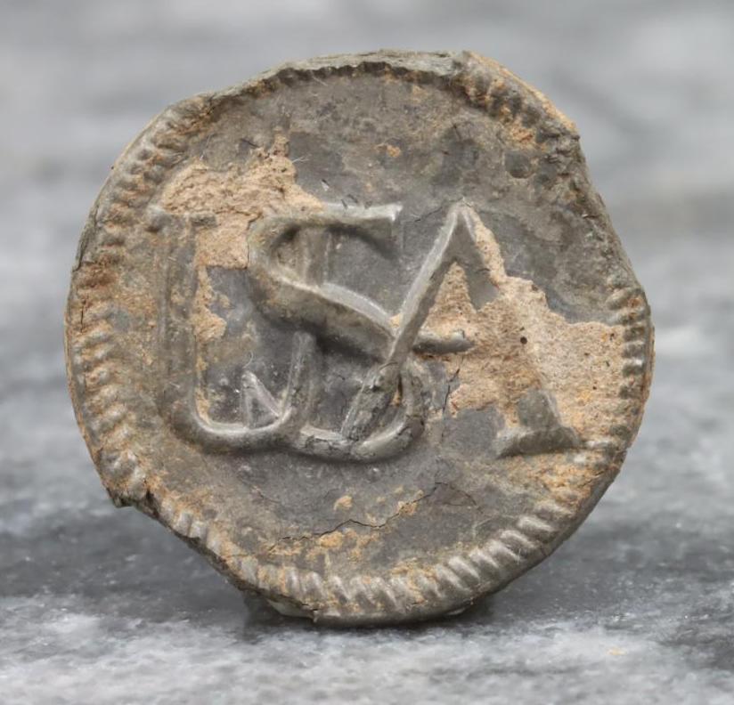 Continental Army General Service Button-Revolutionary War (1 of 2)