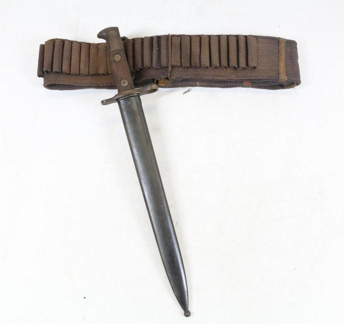 Mills Belt with Bayonet (1 of 13)