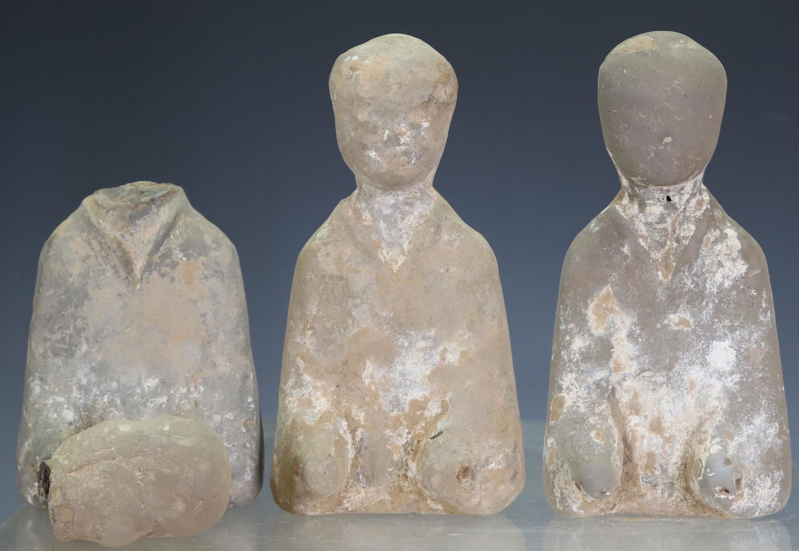 Chinese Han Dynasty Pottery Figures (1 of 15)