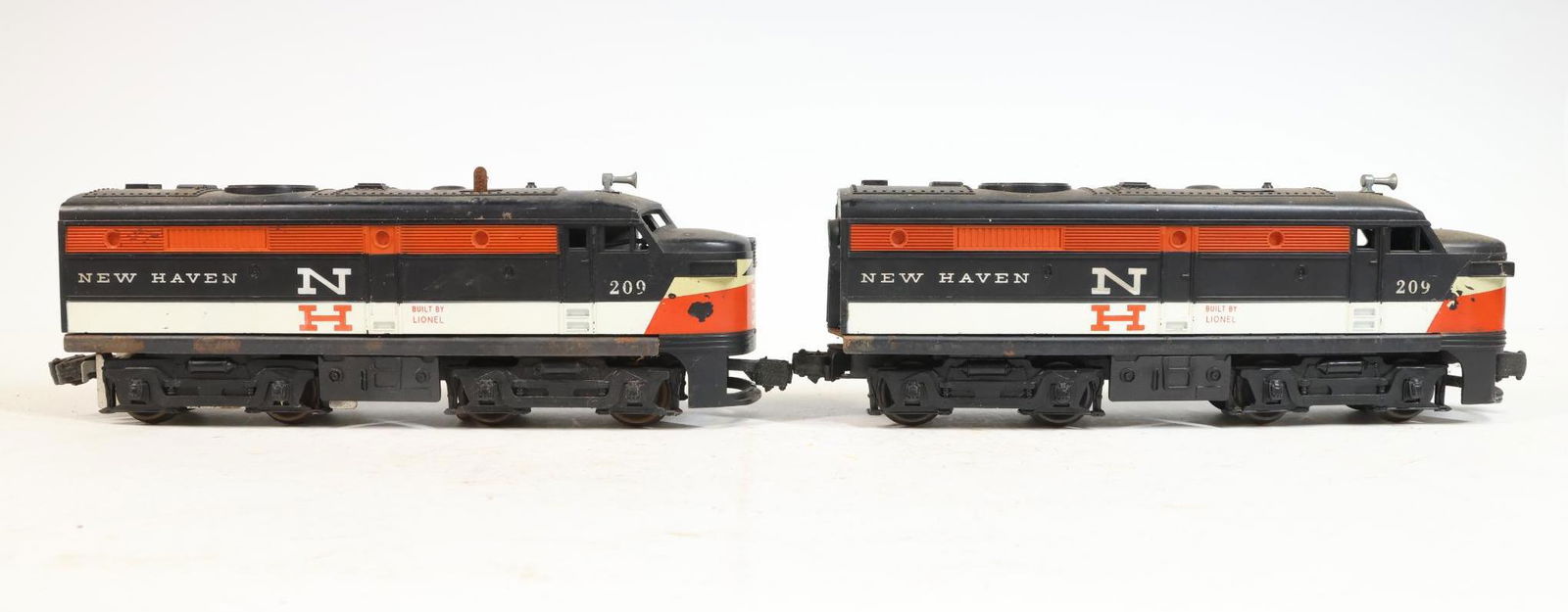 Lionel Diesel Engine Set (1 of 13)