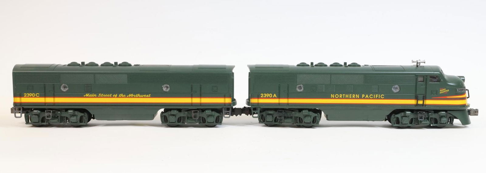 Lionel Diesel Engine Set (1 of 20)
