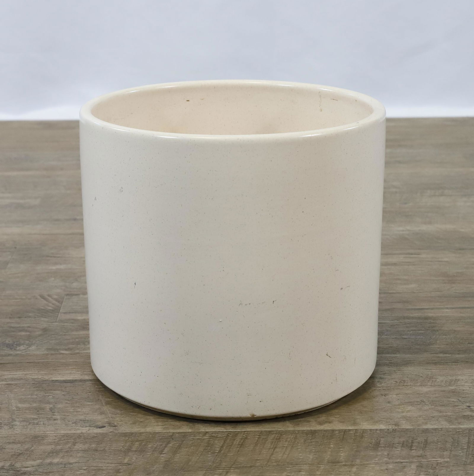 Gainey Ceramics AC-12 Planter (1 of 8)