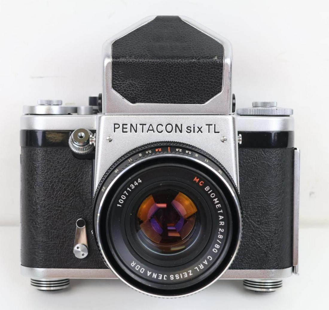 Pentacon Six Camera (1 of 8)