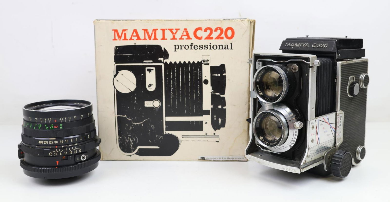 Mamiya C220 Professional Camera & Lens (1 of 16)
