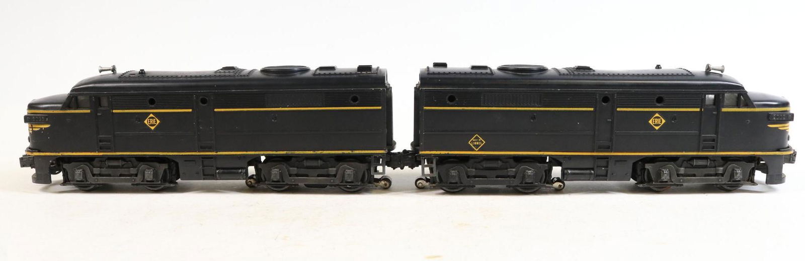 Lionel Diesel Set (1 of 12)