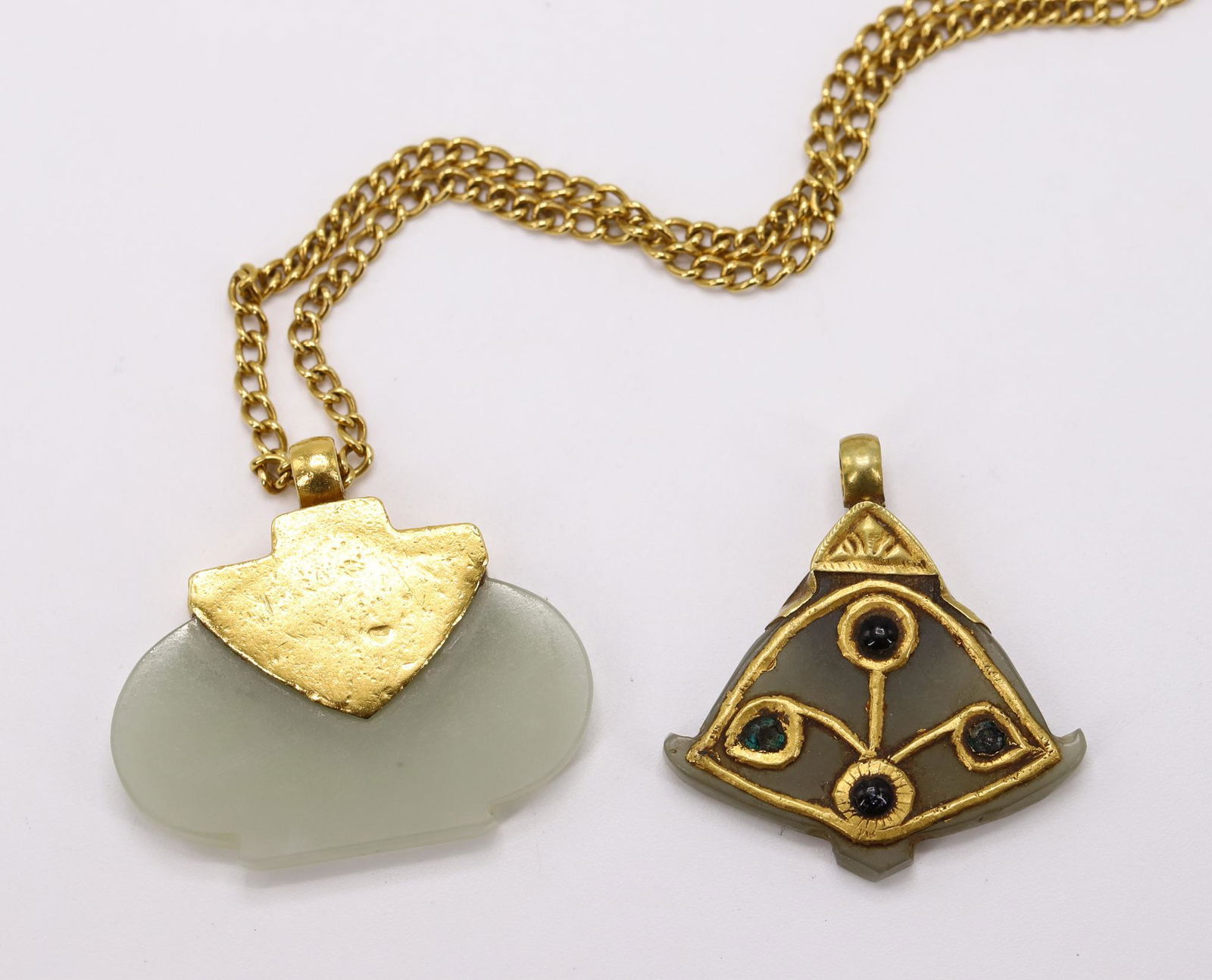 18k Gold Nephrite Jade Pendants and Chain (1 of 5)