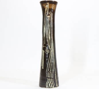 Elio Schiavon (1925-2004) Art Pottery Vase: Italian art pottery vase with sgrafitto figure, A la Palette Venezia, signed. 14.75"h x 3.5"w