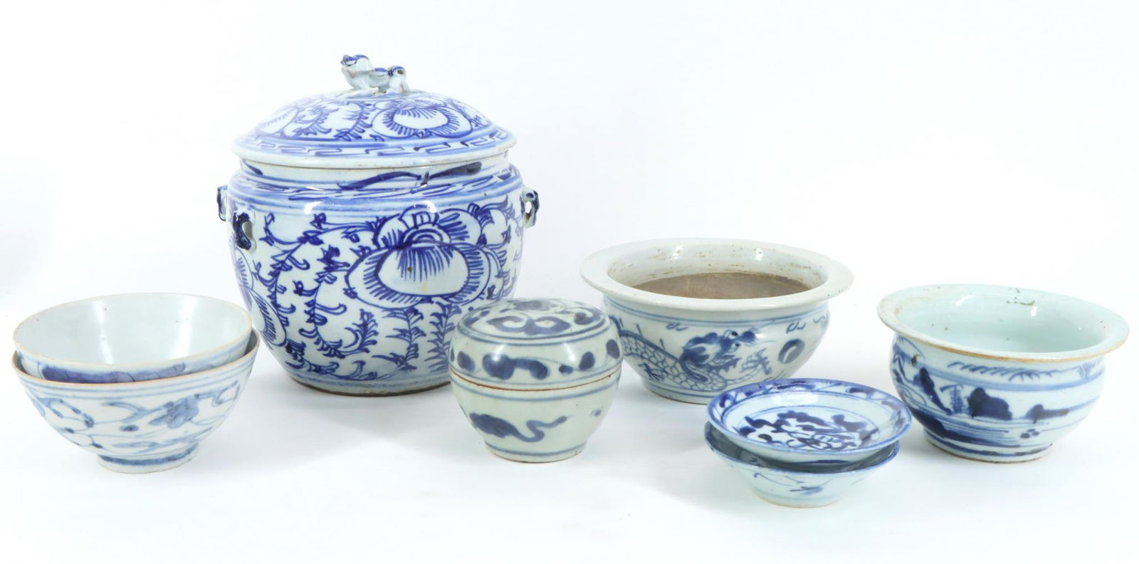 Swatow Ware and Kitchen Qing Porcelain (1 of 20)