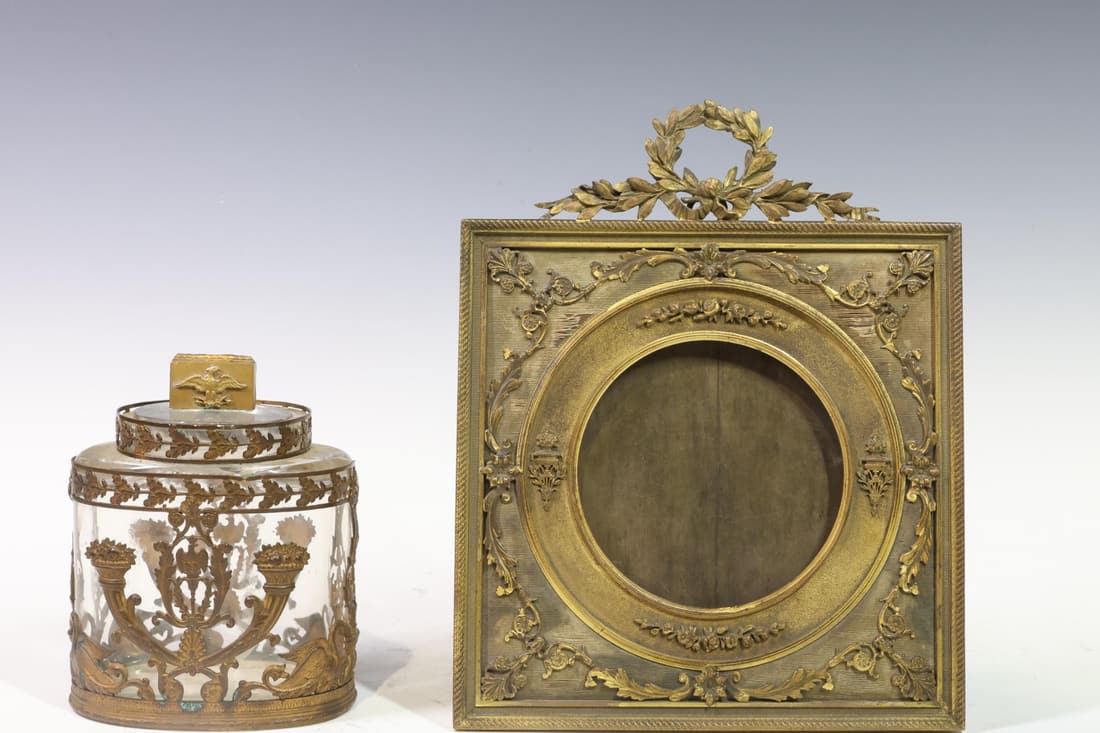 French Ormolu Dresser Jar and Frame (1 of 8)
