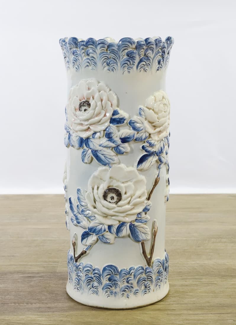 Faience Umbrella Stand (1 of 9)