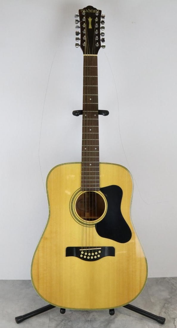 Madeira Acoustic Guitar (1 of 11)