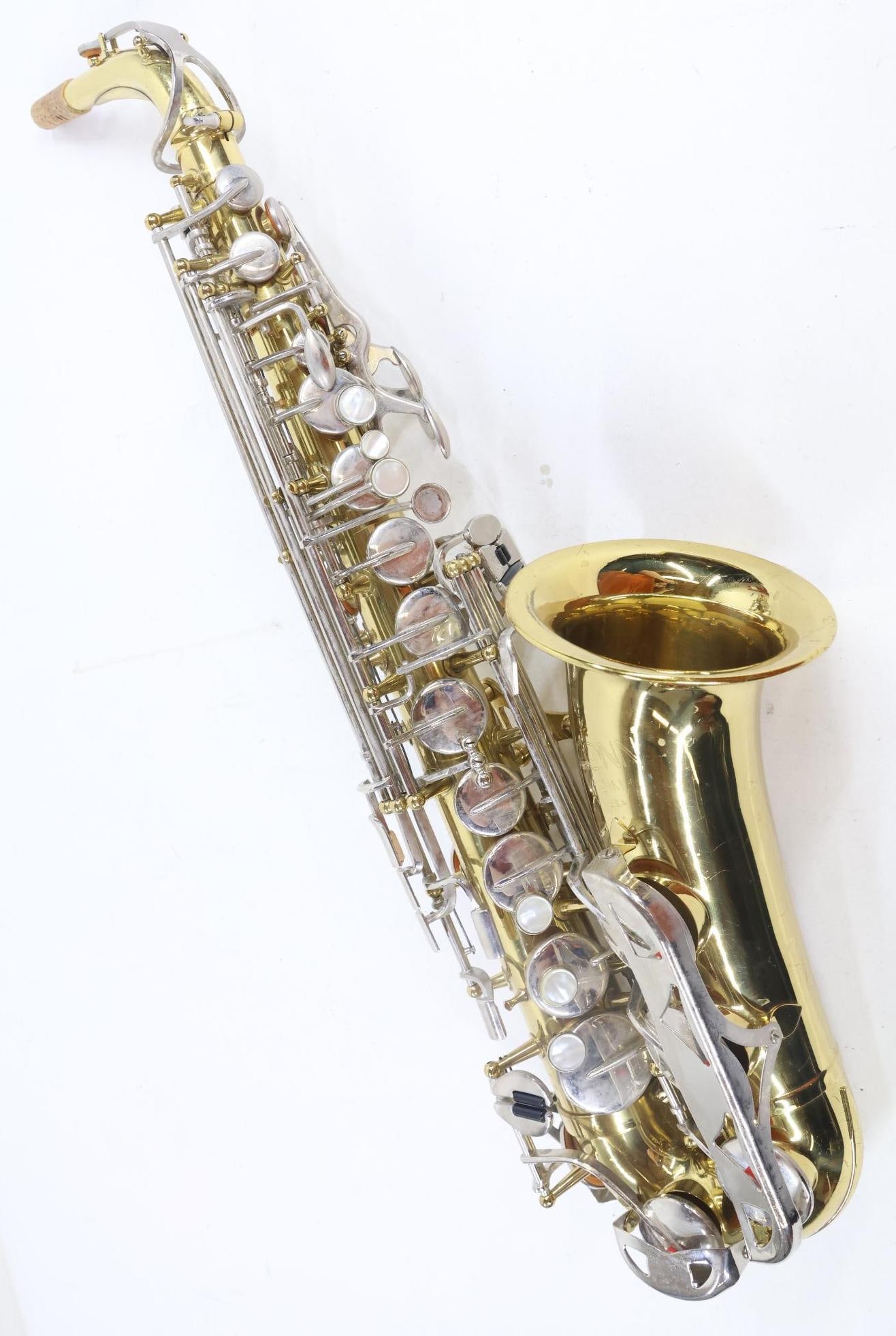 Conn Alto Saxophone (1 of 16)