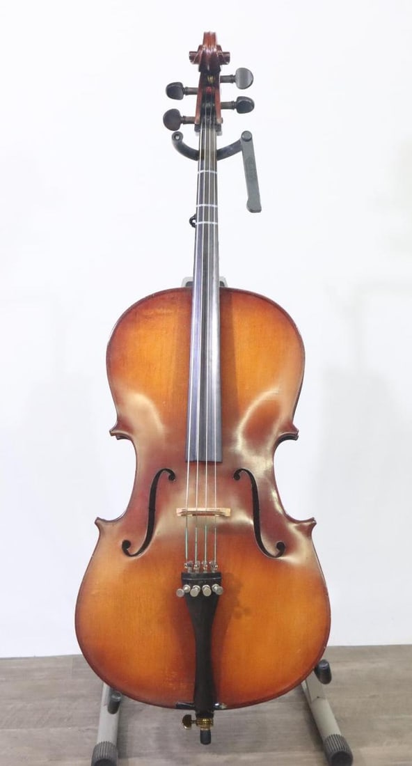 Carlo Robelli Cello (1 of 15)