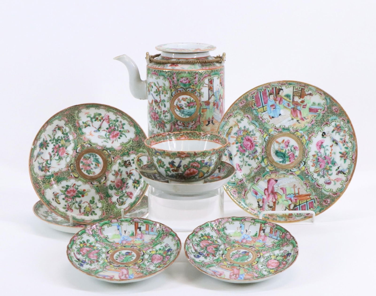 Chinese Rose Medallion Porcelain Tablewares (1 of 9)