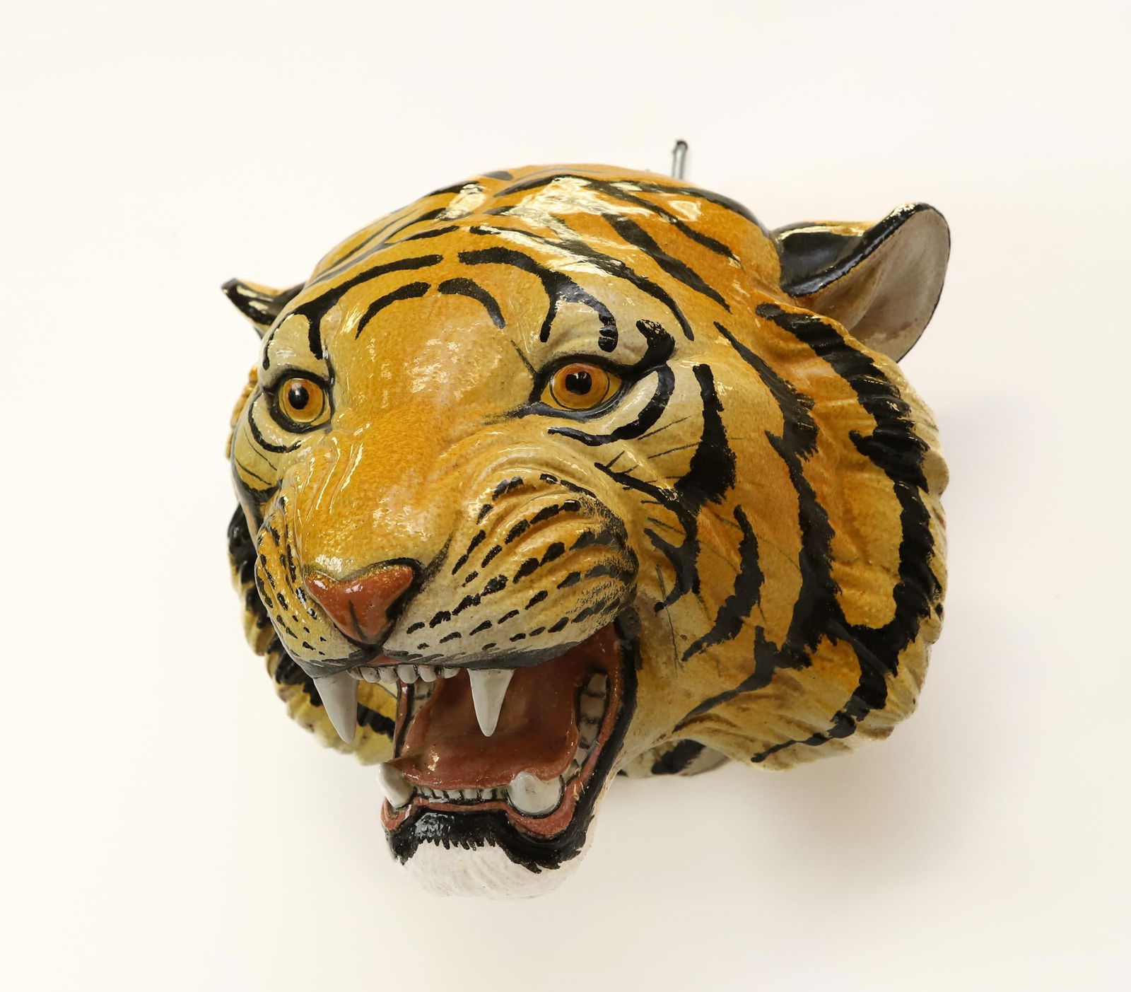 Majolica Tiger Wall Mount (1 of 9)