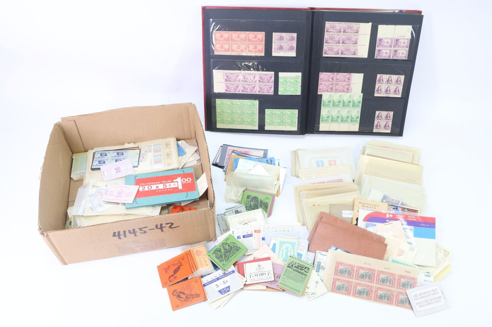 US and Canada Stamps (1 of 10)