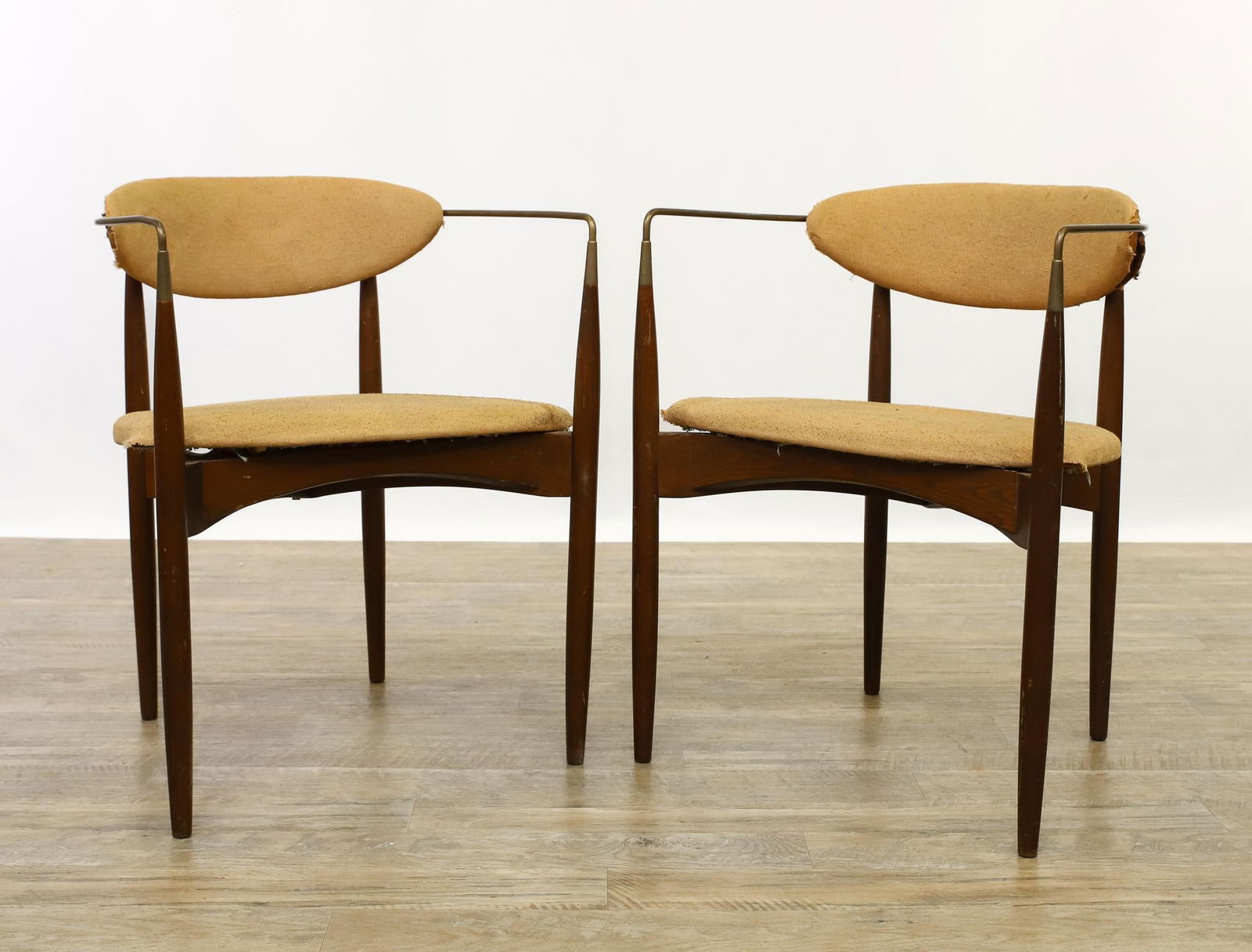 Dan Johnson Selig Chairs (1 of 17)