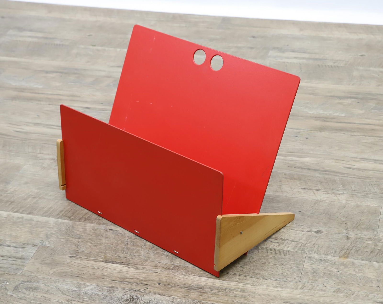 Franziska Hosken Magazine Racks (1 of 18)