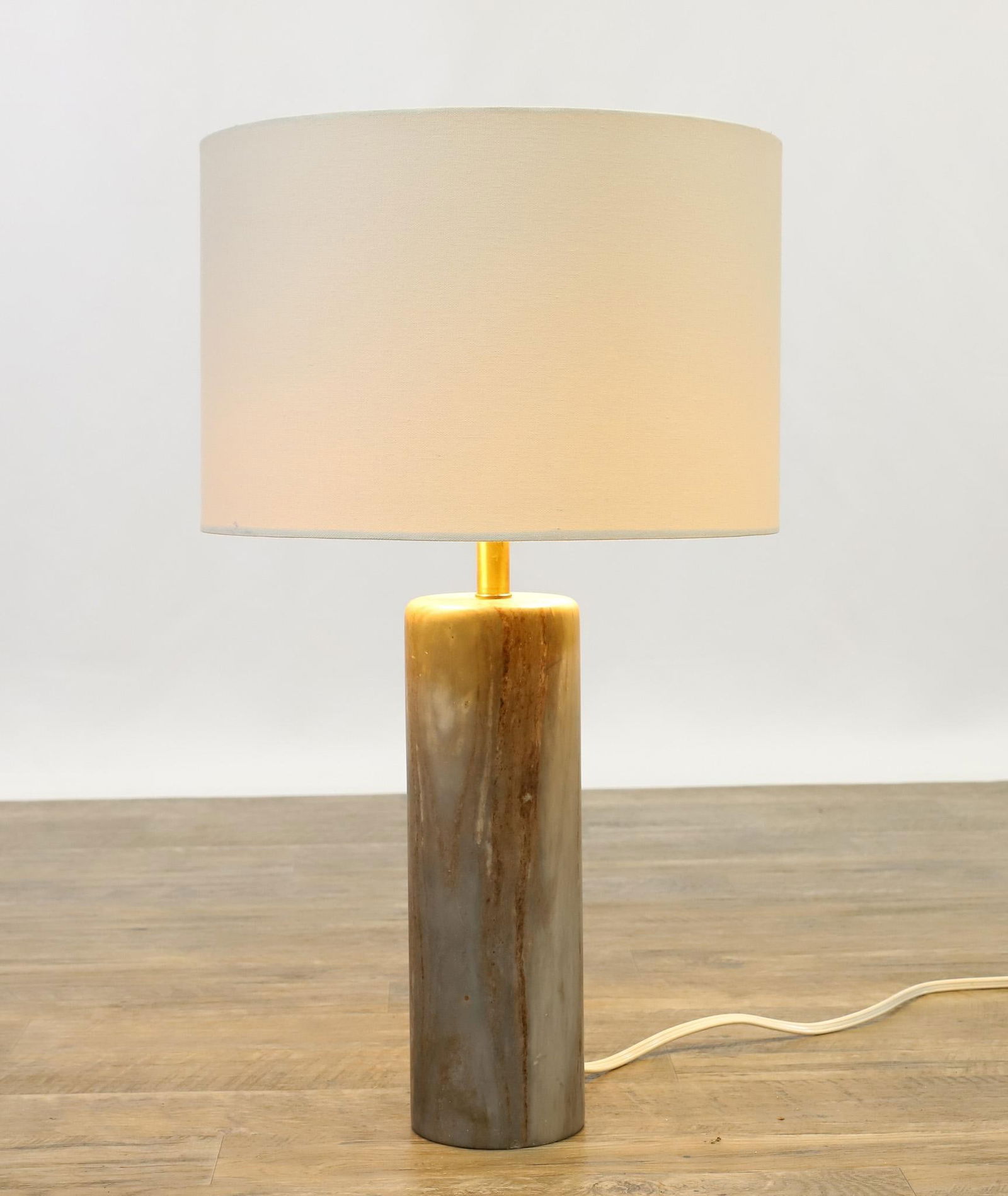Marble and Brass Table Lamp (1 of 12)