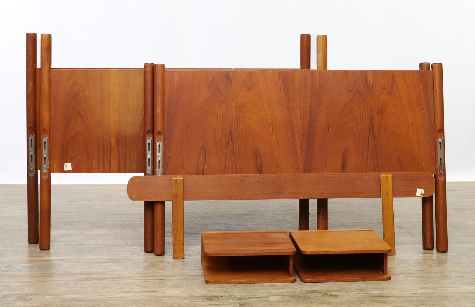 Westnofa Teak Bunk Bed (1 of 20)