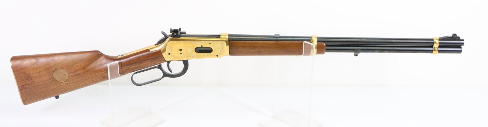 Winchester 94 Golden Spike Commemorative Lever Action Rifle: 30-30 Win, 20" bbl, SN GS23500. 99% blue finish on barrel, lever and sights shows only light handling with a few small silver freckles on Williams receiver mounted rear peep sight, good bore, right si