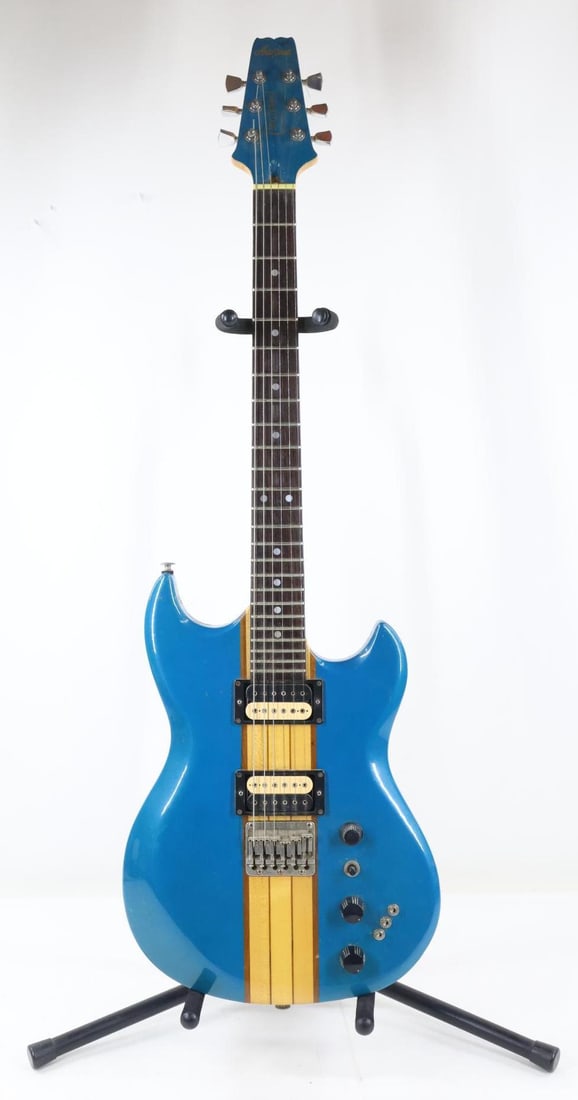 Aria Electric Guitar (1 of 12)