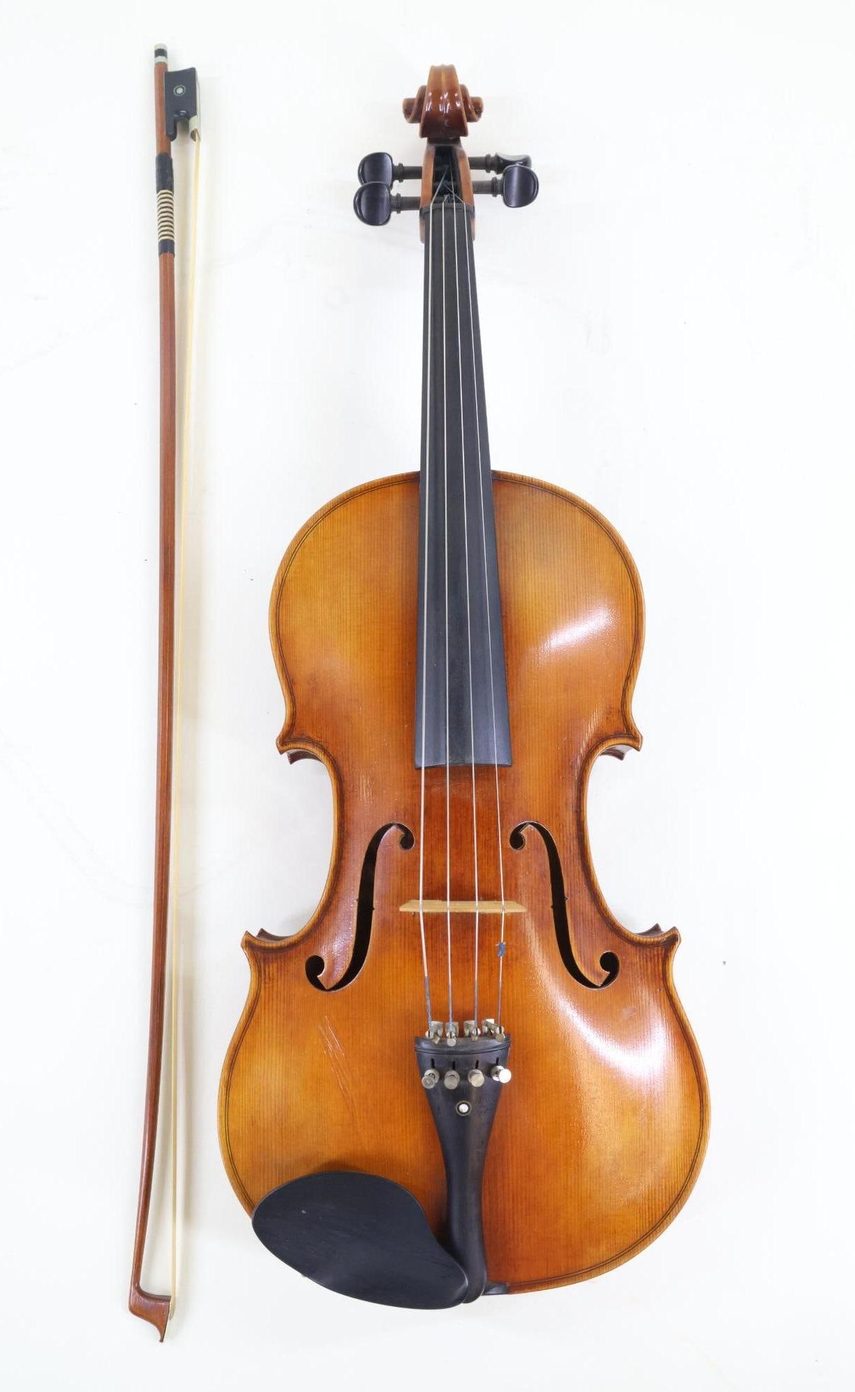 E.H. Roth Viola (1 of 17)