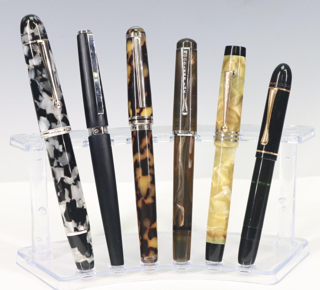Pelikan, Penlux, Kaco, Colonel Littleton, LeBoeuf, Fountain and Ballpoint Pens (1 of 20)