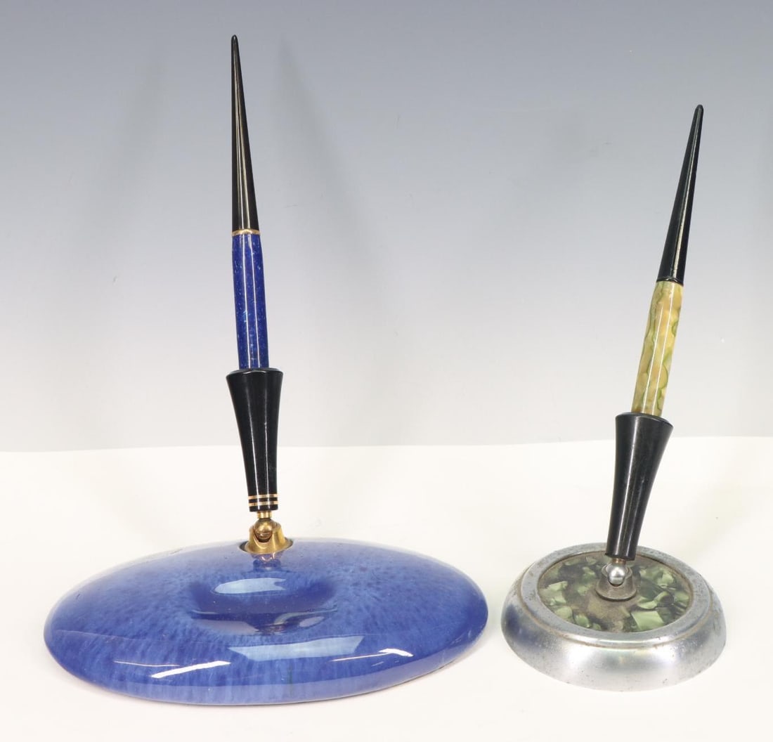 Parker, Fountain Pens and Pen Desk Stands (1 of 16)