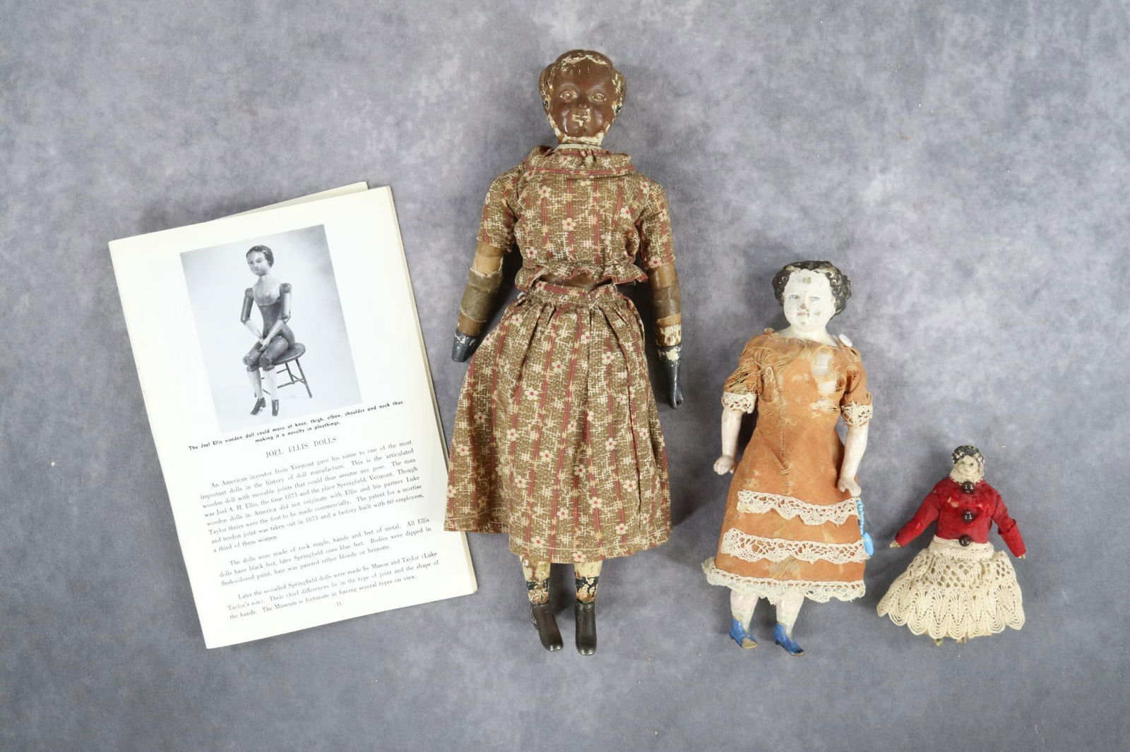 PAPIER MACHE, WOOD DOLLS. (1 of 19)