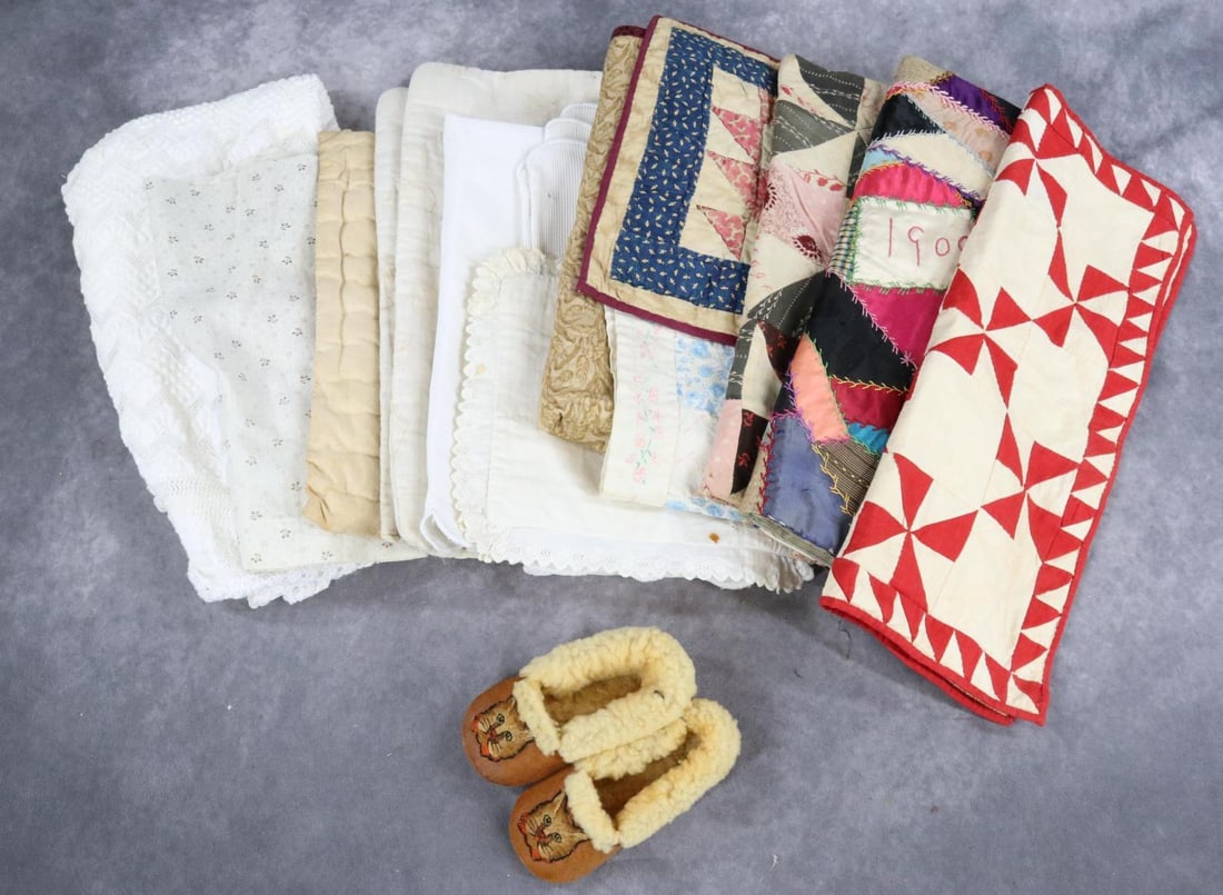 ANTIQUE DOLL QUILTS, ETC. (1 of 16)