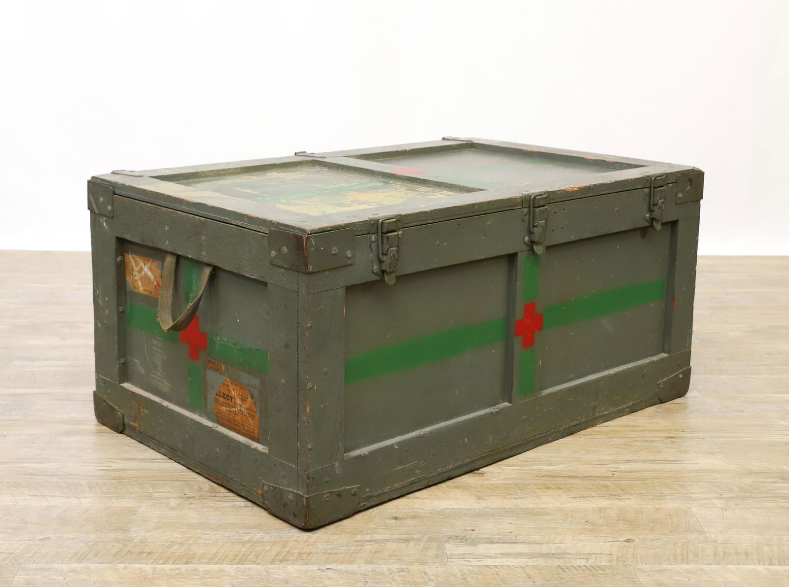 mens wide cleats football