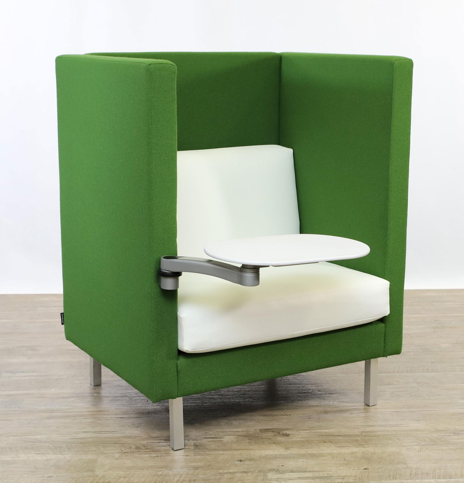 Alan white oversized chair deals