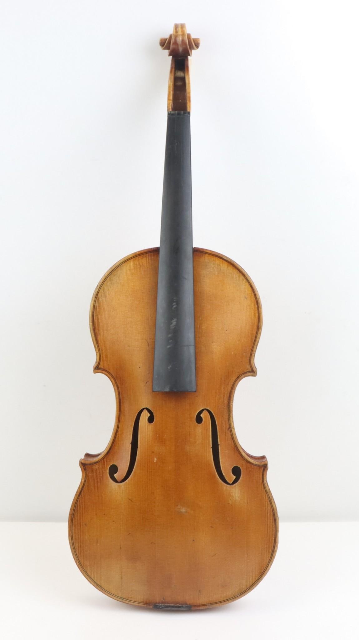 Hausman Violin (1 of 17)