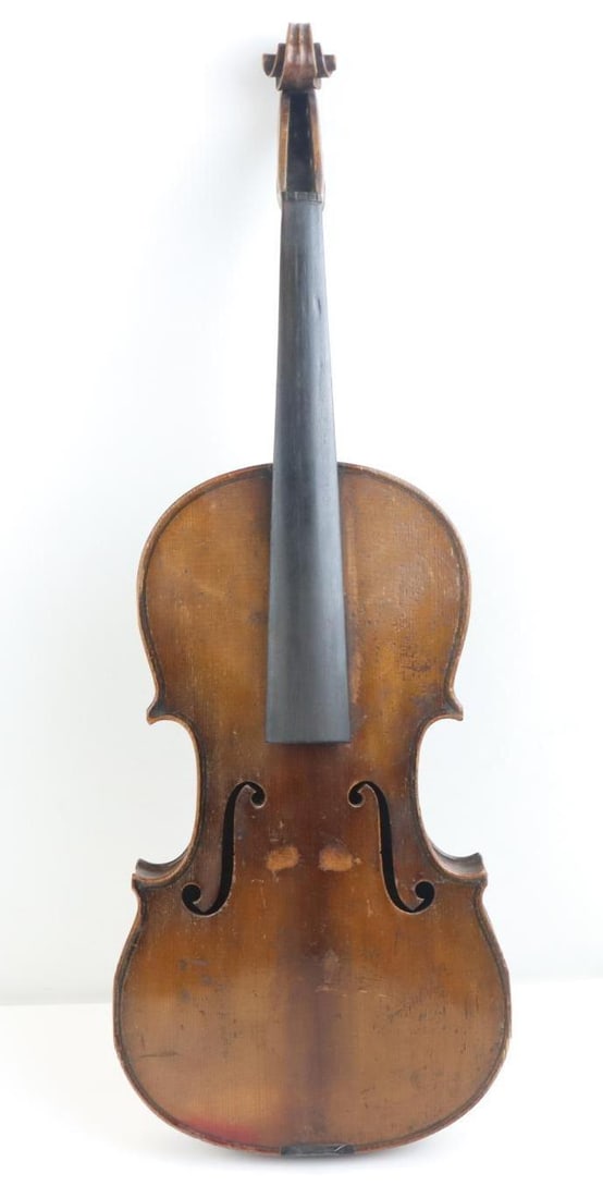 Stradivarius Violin (1 of 17)