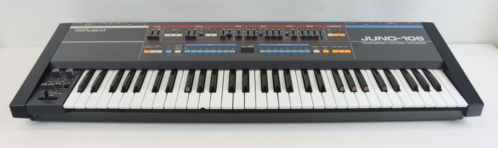 Roland Juno 106 Keyboard (1 of 11)