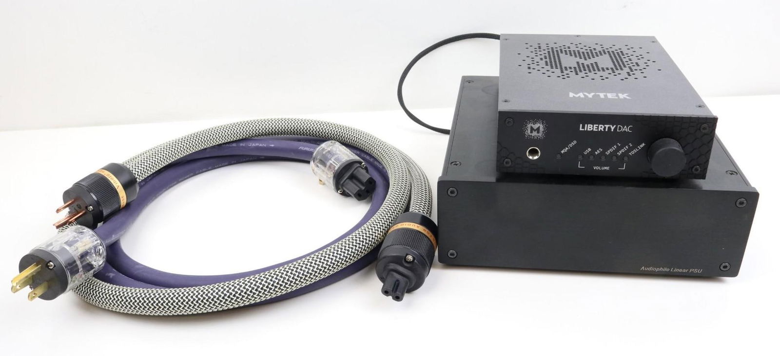 Mytek Headphone Amplifier and Swagman PSU (1 of 7)