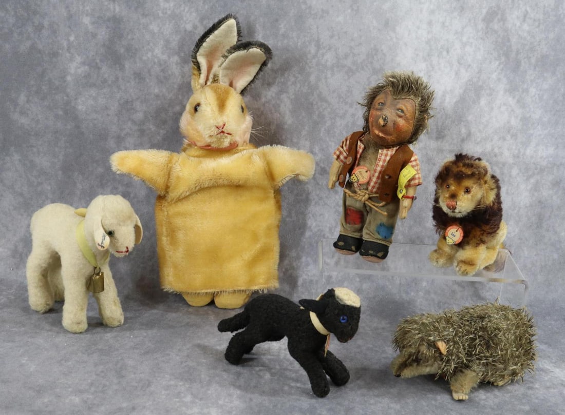 VINTAGE STEIFF. (1 of 20)