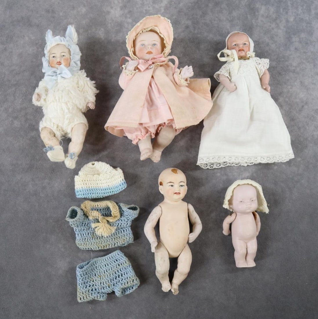 BISQUE DOLLS 12" AND UNDER. (1 of 16)