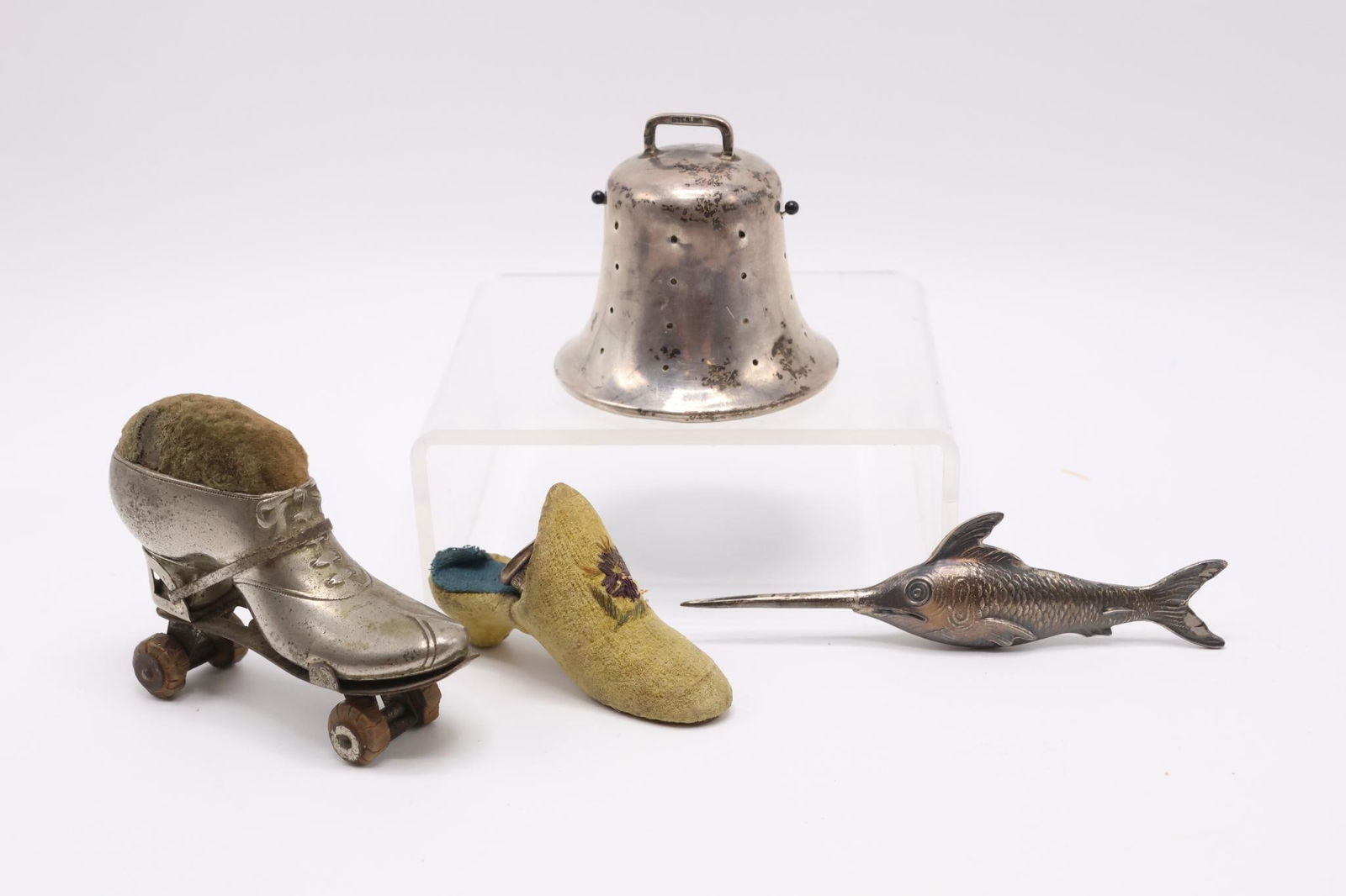 Novelty Sterling Sewing Notions (1 of 12)